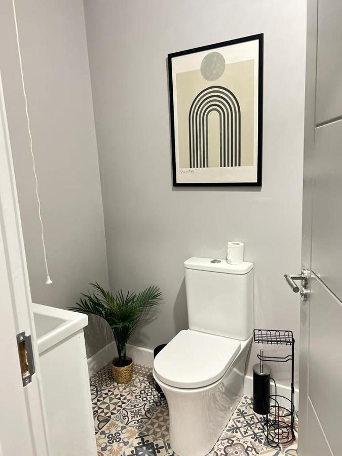 Central Belfast Modern Apartment Great Location Free Parking Екстериор снимка