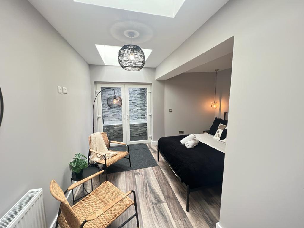 Central Belfast Modern Apartment Great Location Free Parking Екстериор снимка